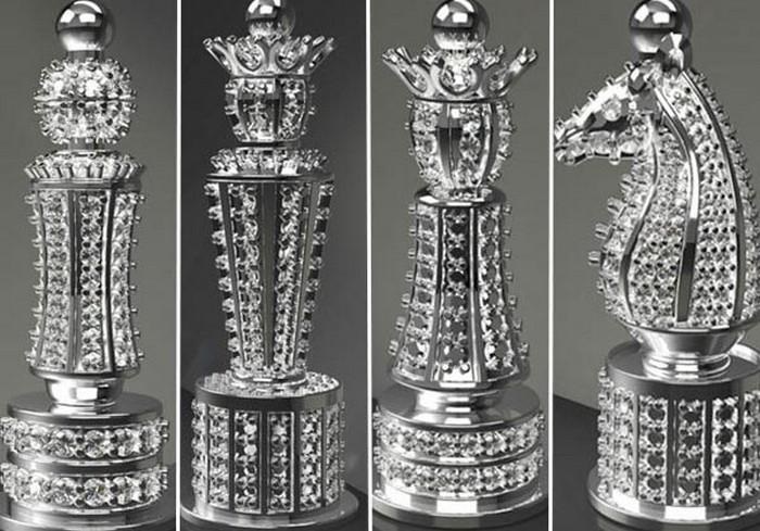 Renowned French artist and master of jewelry, Bernard Maquin created the Royal Diamond Chess