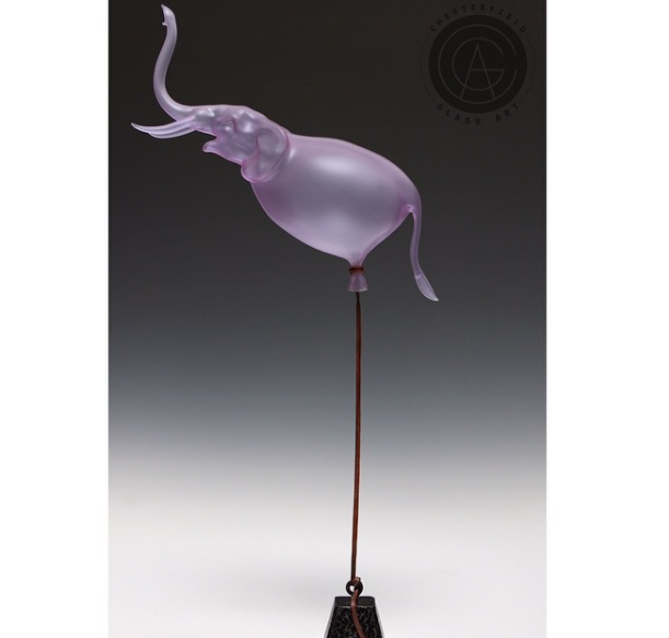 Playful blown-glass balloon animals by Chesterfield Glass Art- artists I Lobo you6