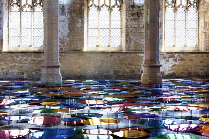 British artist Liz West filled with Luminous Art a Curch transforming it into an artistic church.