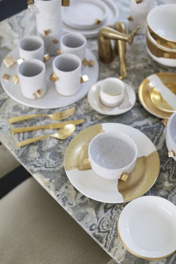 Kelly Wearstler collaborated with LA ceramics craftsman Ben Medansky, on a limited edition tableware collection called the Pyrite Collection.
