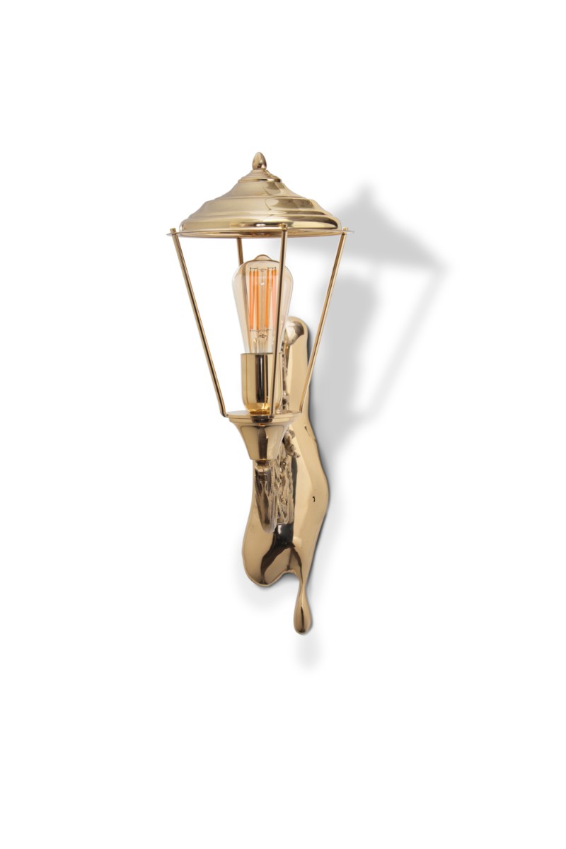 Reminiscing the Victorian Street Lights: Lumière Collection